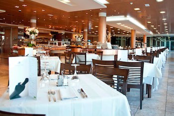 Ar Diamante Beach Spa & Convention Center