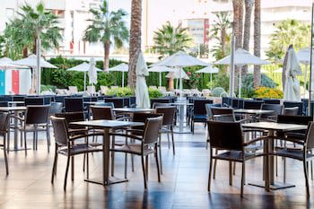 Ar Diamante Beach Spa & Convention Center