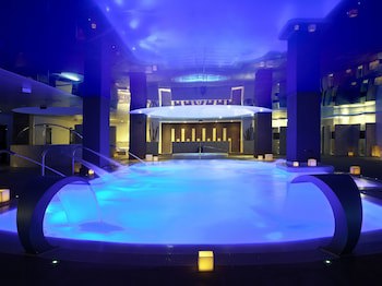 Ar Diamante Beach Spa & Convention Center