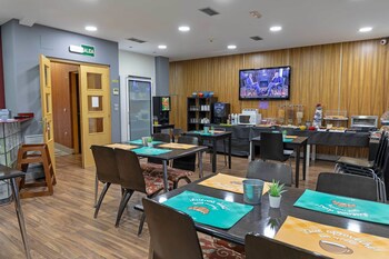 Hotel Alda Cardena