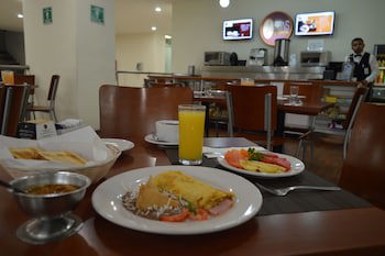 Hotel Valle De Mexico Toreo