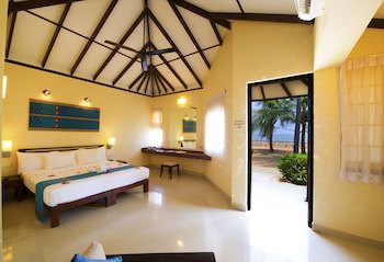 Club Hotel Dolphin