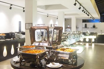Club Hotel Dolphin