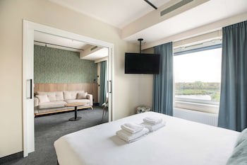 Flonk Hotel Groningen Zuid, Bw Signature Collection