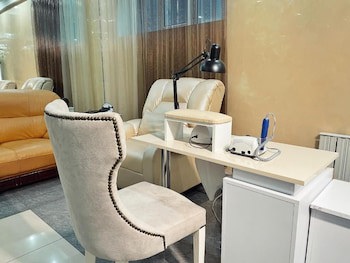 Golden Dragon Hotel