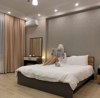 Golden Dragon Hotel