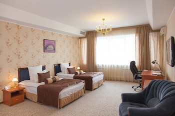 Golden Dragon Hotel