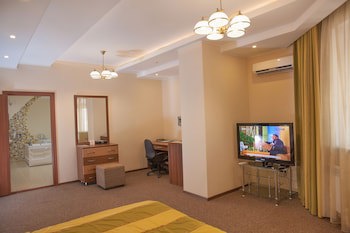 Golden Dragon Hotel