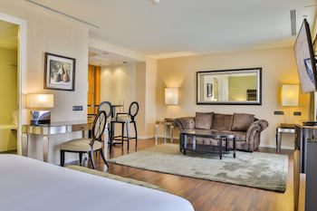 Hotel 525