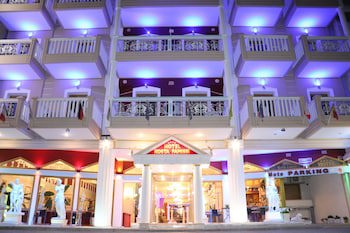 Hotel Kosta Famissi