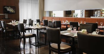 474 Buenos Aires Hotel