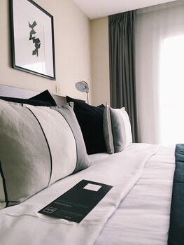 474 Buenos Aires Hotel