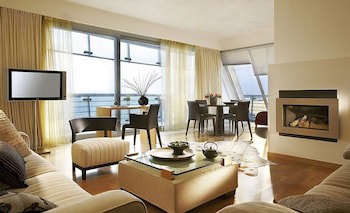 Daios Luxury Living