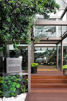 Daios Luxury Living