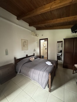 Holiday Residence fotoğrafı