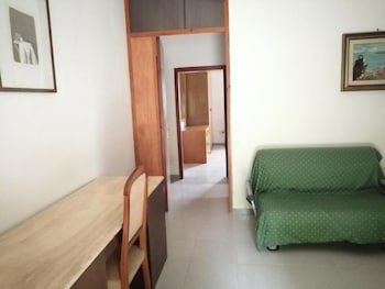 Holiday Residence galeri fotoğrafı