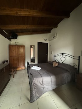 Holiday Residence fotoğrafı