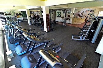 Pura Vida Beach & Dive Resort