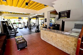 Pura Vida Beach & Dive Resort