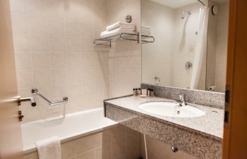 Clayton Hotel Leeds