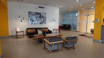 Comfort Inn Monterrey Valle