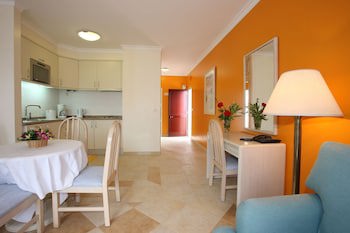 Canico Bay Club