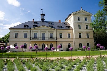 Chateau Mcely