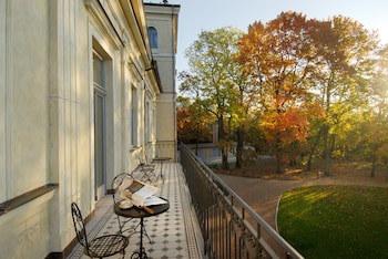 Chateau Mcely