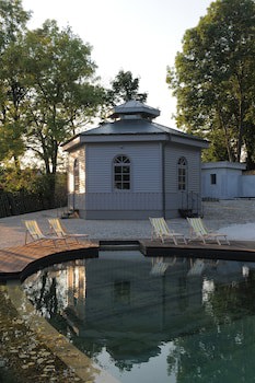 Chateau Mcely