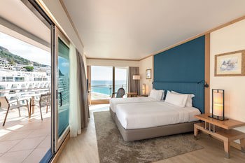 Sesimbra Oceanfront Hotel - Preferred Hotels And Resorts