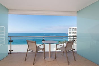 Sesimbra Oceanfront Hotel - Preferred Hotels And Resorts