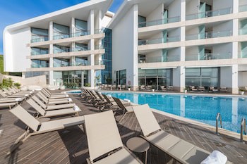 Sesimbra Oceanfront Hotel - Preferred Hotels And Resorts