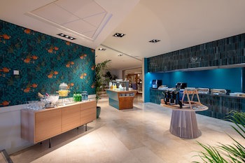 Sesimbra Oceanfront Hotel - Preferred Hotels And Resorts