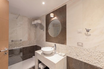 Sesimbra Oceanfront Hotel - Preferred Hotels And Resorts