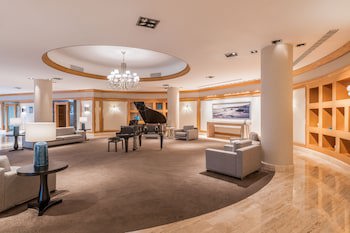 Sesimbra Oceanfront Hotel - Preferred Hotels And Resorts