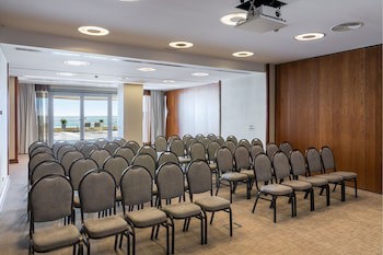 Sesimbra Oceanfront Hotel - Preferred Hotels And Resorts