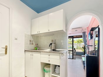 Andromaches Holiday Apartments