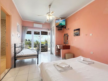 Andromaches Holiday Apartments