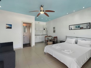 Andromaches Holiday Apartments