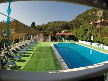 Andromaches Holiday Apartments