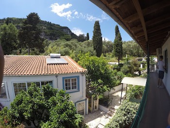 Andromaches Holiday Apartments