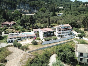 Andromaches Holiday Apartments