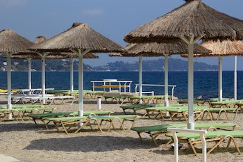 Andromaches Holiday Apartments