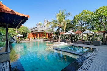 Adi Dharma Hotel Legian