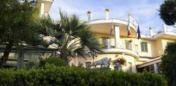 Hotel Leonessa galeri fotoğrafı