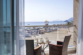 Fujairah Rotana Resort & Spa