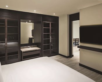 Hyatt Regency Al Kout Mall