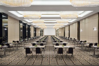 Hyatt Regency Al Kout Mall