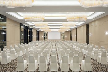 Hyatt Regency Al Kout Mall