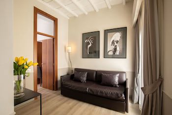 Condotti Palace fotoğrafı